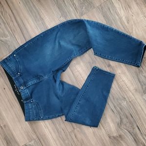 White House Black Market | The Jegging